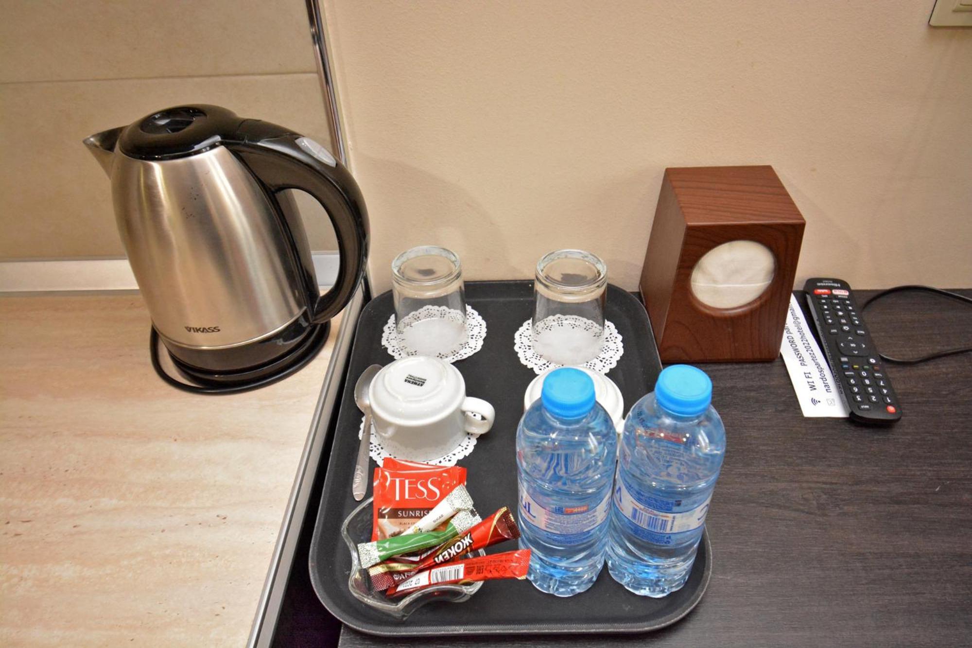 Hotel Partiez エレバン エクステリア 写真